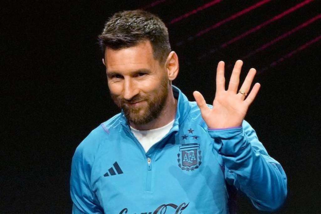 Messi Tak Jadi Datang Ke Indonesia, Ini Alasannya