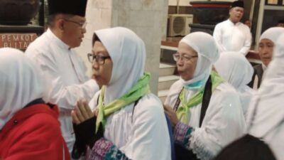 Wali Kota Blitar Sambut Kedatangan 47 Jamaah Haji Dengan Rasa Syukur