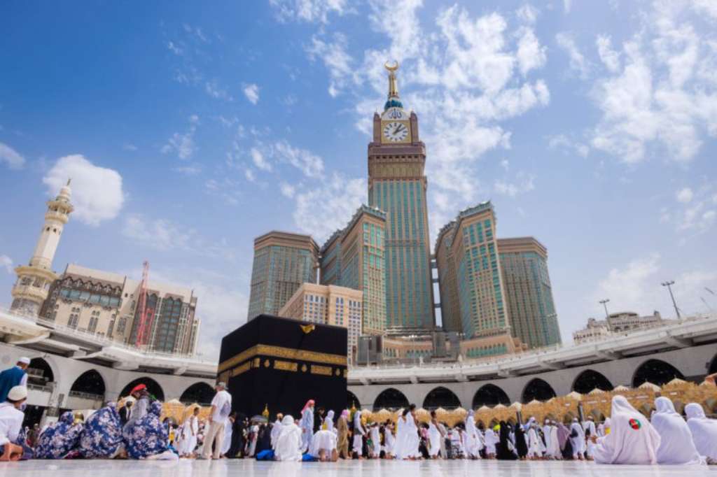 Tim Komisi Viii Dan Kemenag Sepakati Biaya Haji Turun, Ini Alasannya