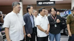 Moeldoko Kunjungi Booth Hyundai, Apresiasi Inovasi Kendaraan Listrik Di Iims 2024